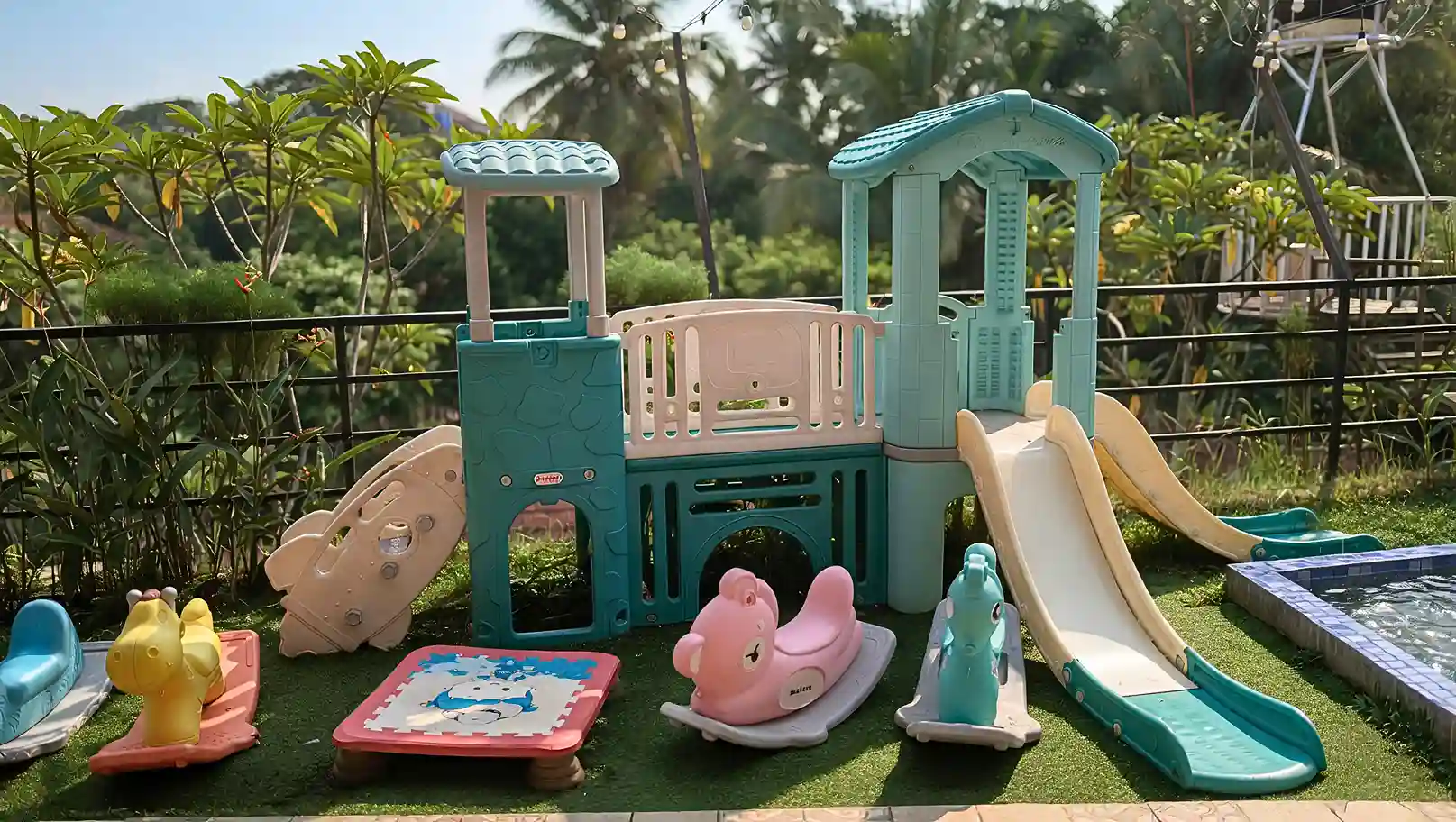 Tempat bermain anak di Warung Papatong