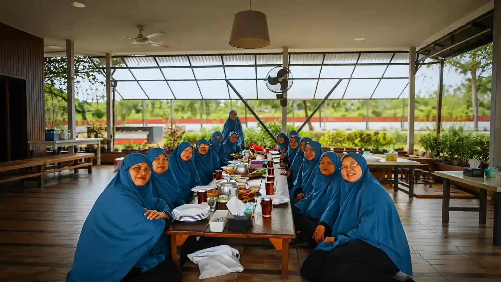 Foto pengunjung di Area Makan Utama